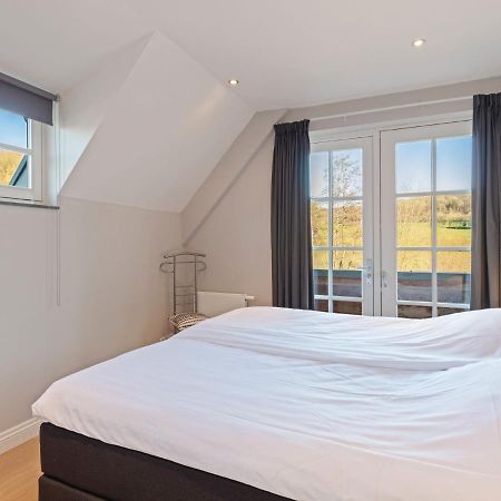 Elegant Apartment In Slenaken With Balcony Extérieur photo